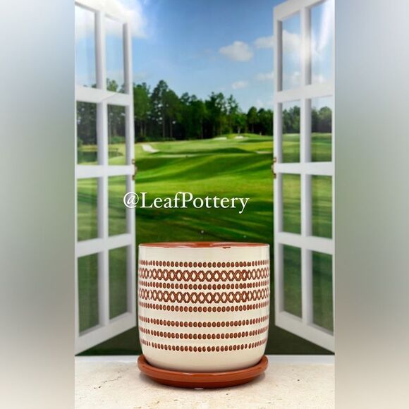 Azahar Orange/White Ceramic Planter Pot with Saucer Attached - Picture 2 of 10